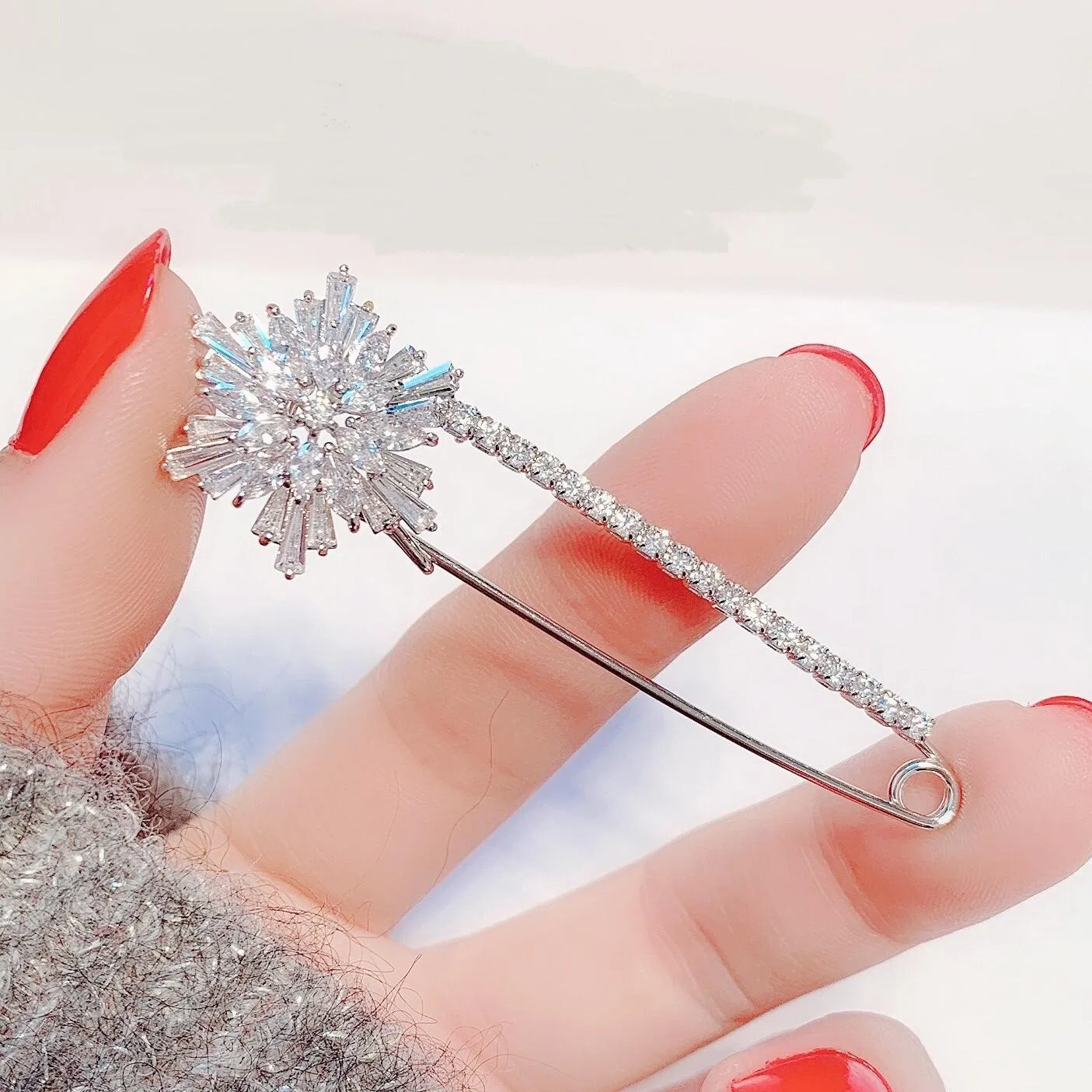 Sparkling Snowflake Brooch